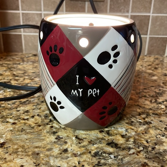 Scentsy Warmer - Picture 2 of 4